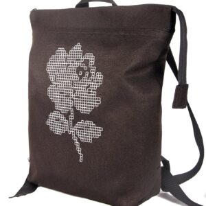 Bag with reflective thread