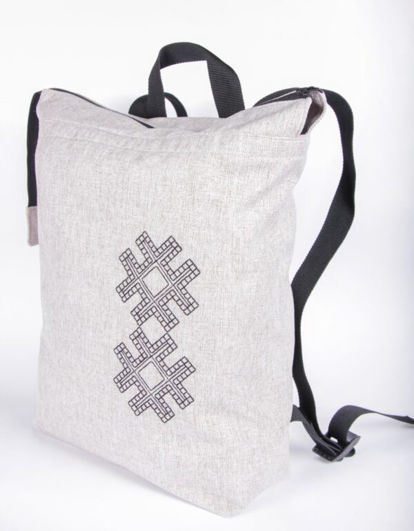 Weatherproof light bag "Mulgi"